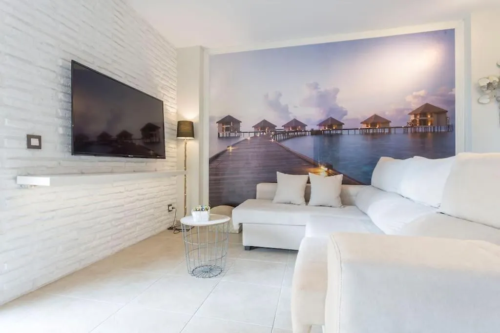 Apartment Piso De 2 Habitaciones, 3 Piscinas Y Cerca Del Mar Roses