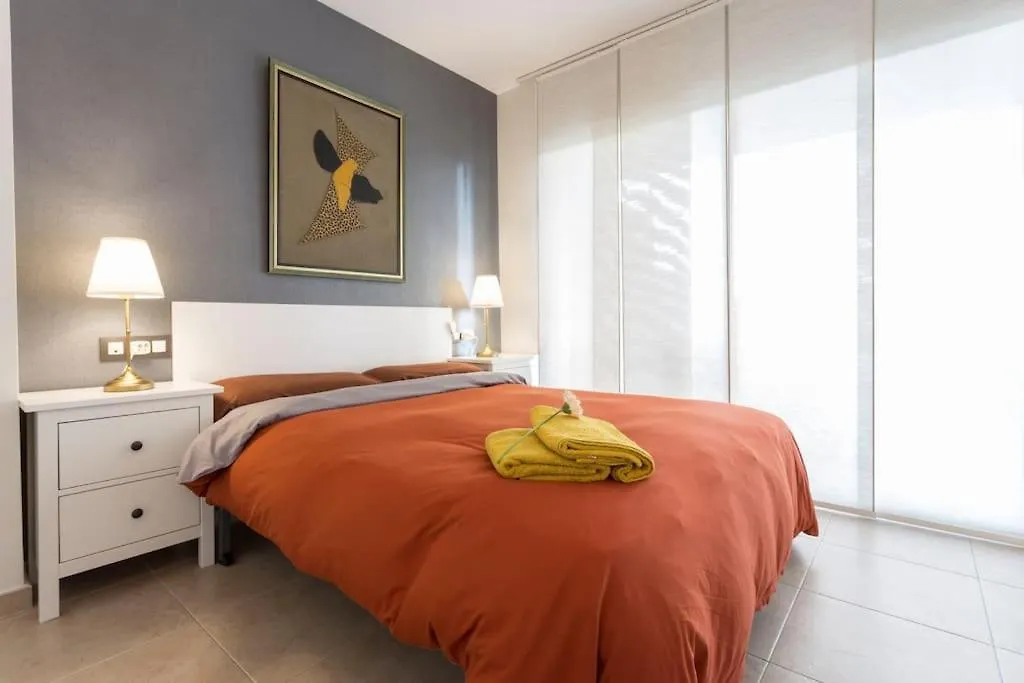 Piso De 2 Habitaciones, 3 Piscinas Y Cerca Del Mar Roses 0*,  Spain