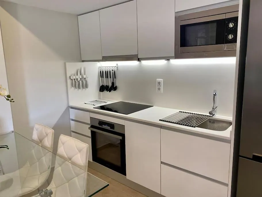 Piso De 2 Habitaciones, 3 Piscinas Y Cerca Del Mar Roses 0*,
